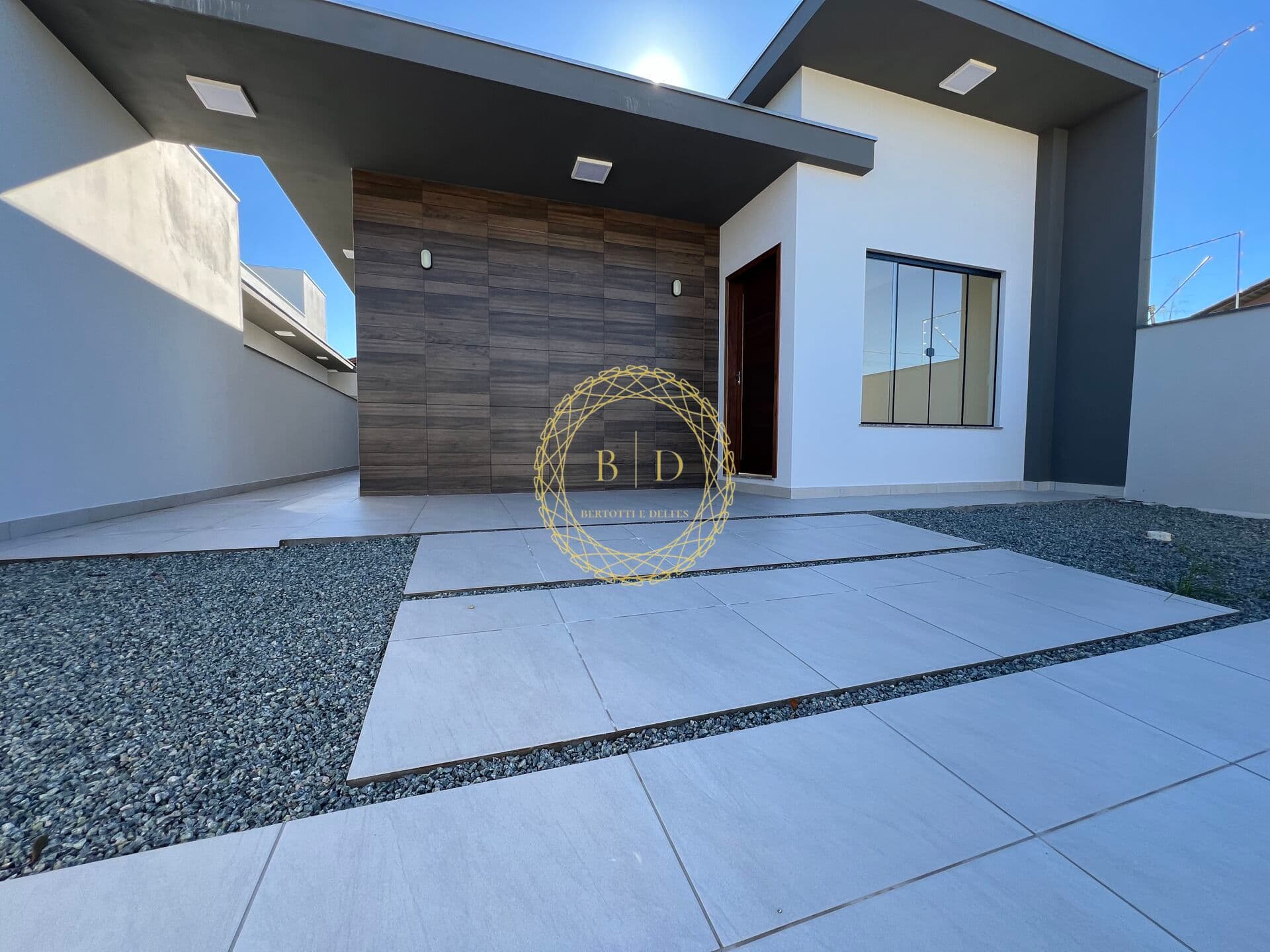 Casa com piscina e 3 dormitórios a venda - Barra Veçha/SC