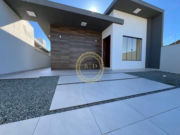 Casa com piscina e 3 dormitórios a venda - Barra Veçha/SC