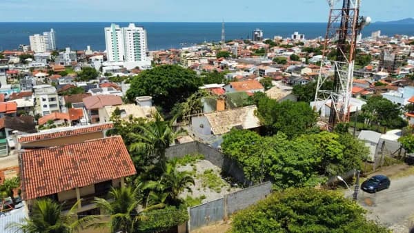 Terreno a venda no centro de Barra Velha/SC