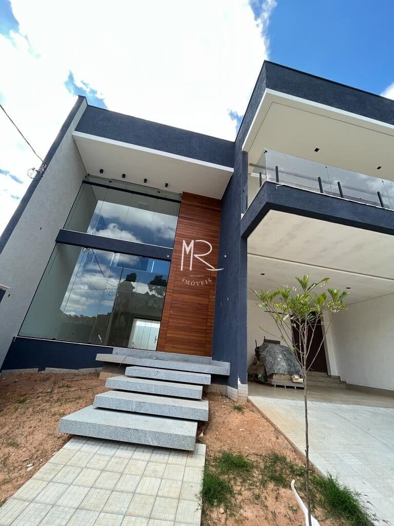 Casa em Manhuaçu - Área Rural de Manhuaçu