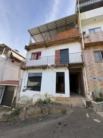 Casa em Manhuaçu - Lajinha