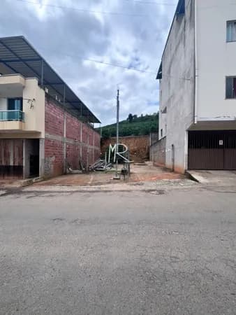 Lote/Terreno em Manhuaçu - Vila Formosa