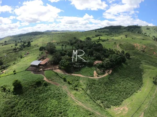 Fazenda/Sítios/Chácaras em Ipanema - Zona Rural