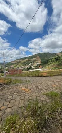 Lote/Terreno em Manhuaçu - Vila Rica