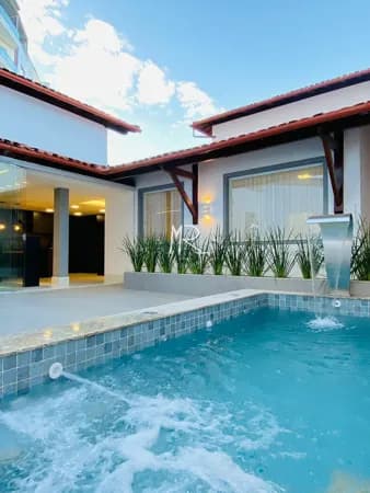 Casa em Manhuaçu - Todos os Santos
