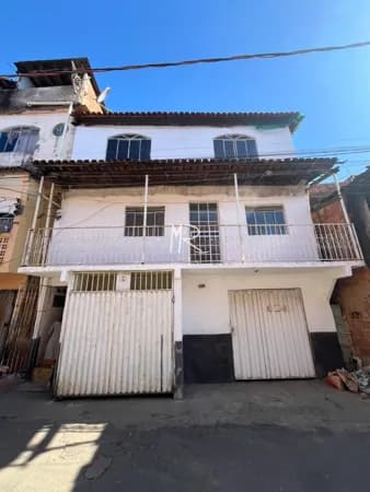 Casa em Manhuaçu - Santa Luzia