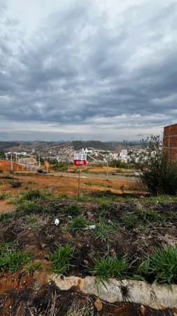 Lote/Terreno em Manhuaçu - Alves Oliveira