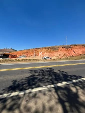 Lote/Terreno em Santana do Manhuaçu - BR 116