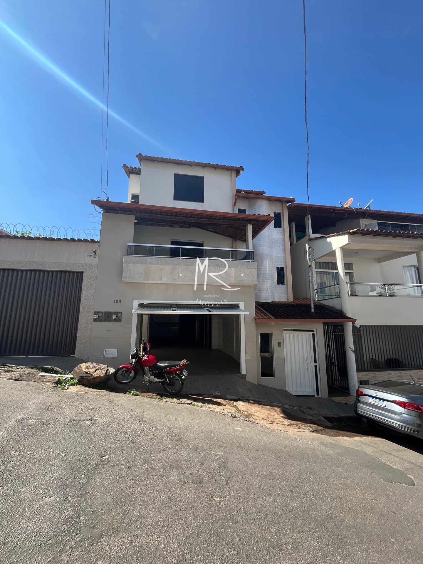 Casa em Manhuaçu - Pinheiro