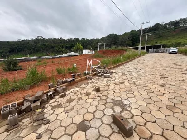 Lotes Comerciais as margens da Rodovia MG-111 Reduto/Manhumirim