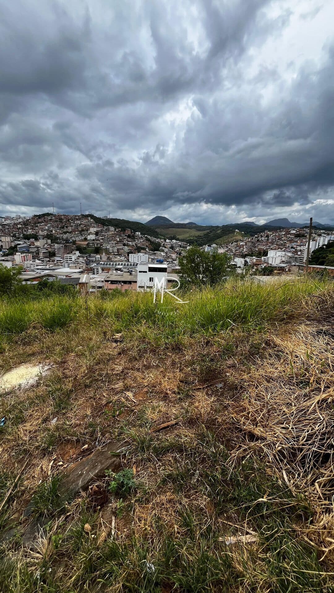 Lote/Terreno em Manhuaçu - Sagrada Família