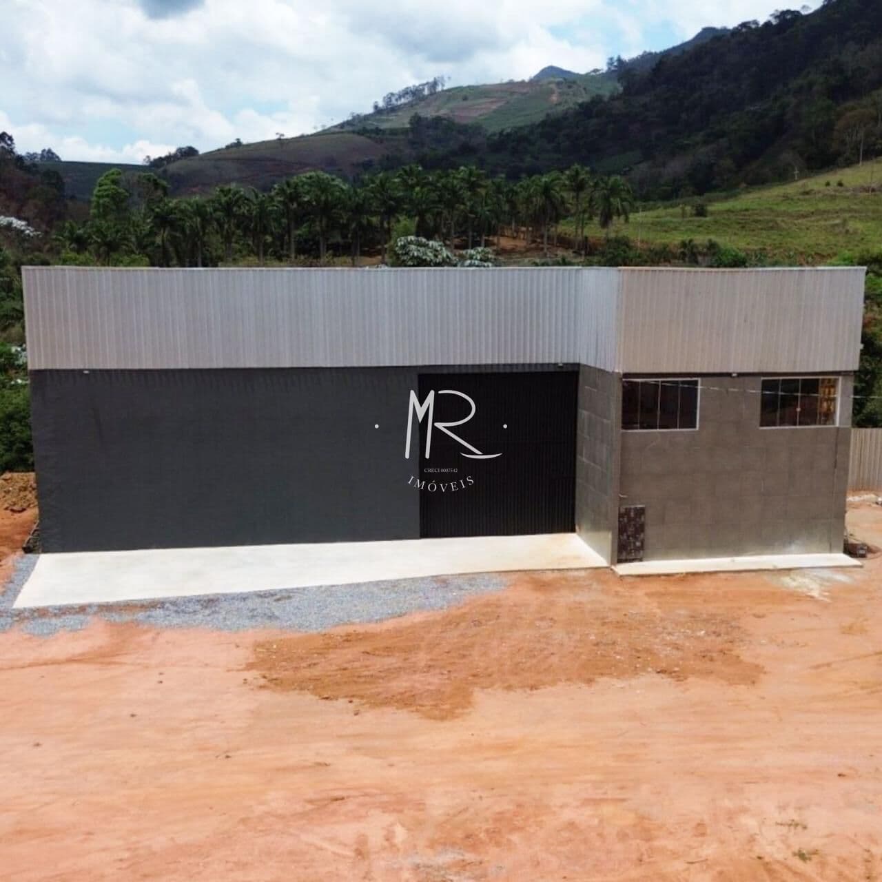 Galpão/Depósito/Armazém em Manhuaçu - Realeza