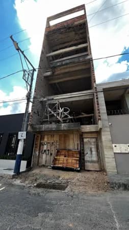 Apartamento em Manhuaçu - Sagrada Família