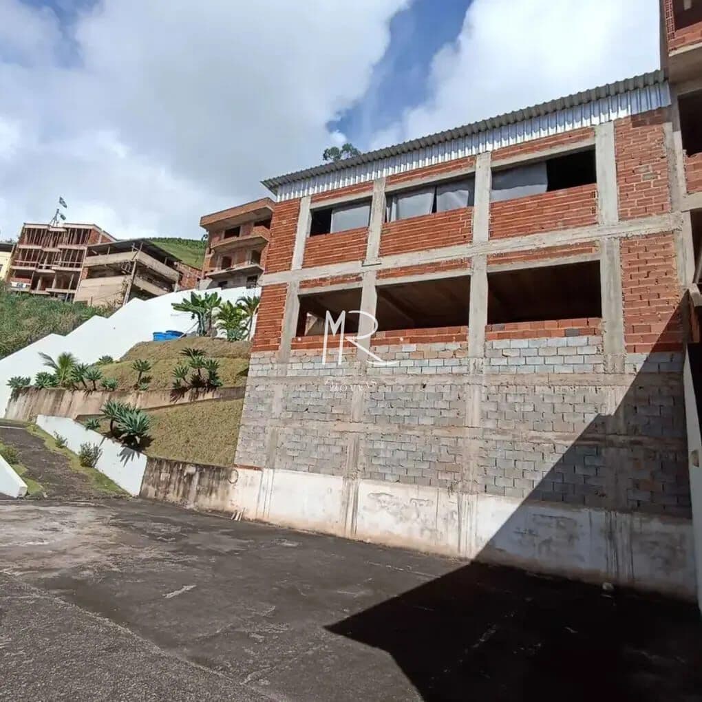 Prédio Residencial em construção - oportunidade para investidores