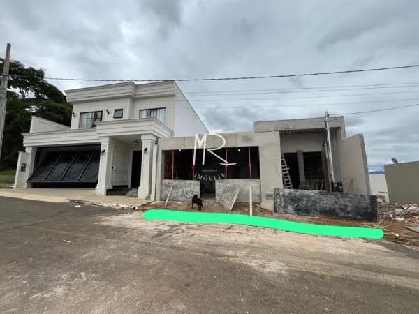 Casa Alto Padrão nova