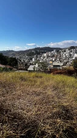 Lote/Terreno em Manhuaçu - Vale da Ema