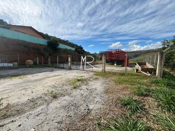 Lote/Terreno em Manhuaçu - Margens BR 262