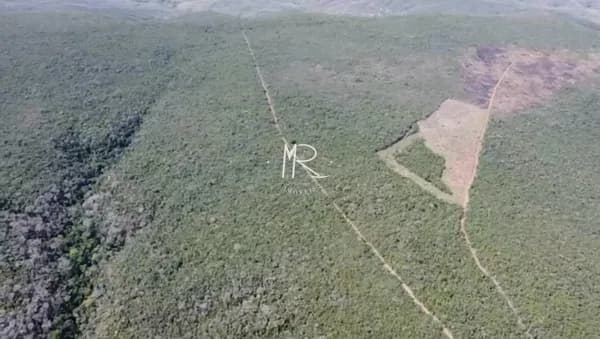 Lote/Terreno em Pedra Azul - Centro