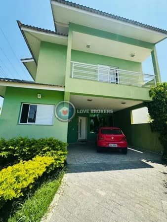 Casa a Venda no Condomínio Aruã