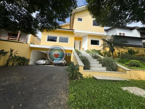 Casa Alto Padrão À Venda No Condomínio Arujá 5
