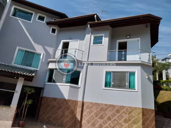 Casa Alto Padrão em Condomínio Aruã