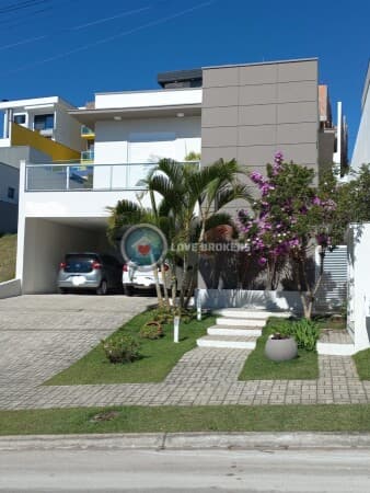 Casa Alto Padrão no Complexo Aruã em Mogi das Cruzes - SP