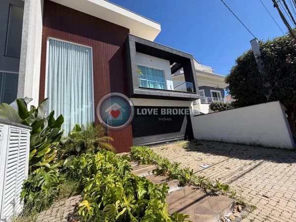 Casa à venda no condomínio Aruã em Mogi das Cruzes