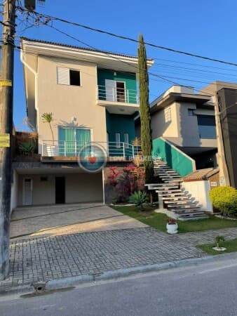 Casa Alto Padrão no Condomínio Aruã Brisas
