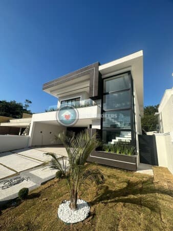 Casa Alto Padrão À Venda No Condomínio Arujá Ville 2, Impecável!