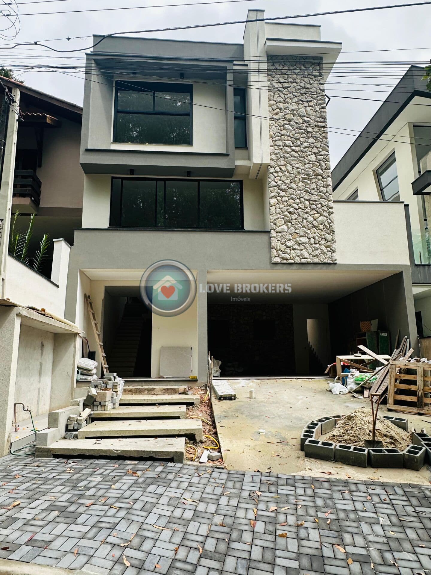 Casa a venda no Condomínio Aruã