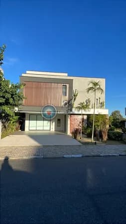 Casa Alto Padrão em Mosaico Essence