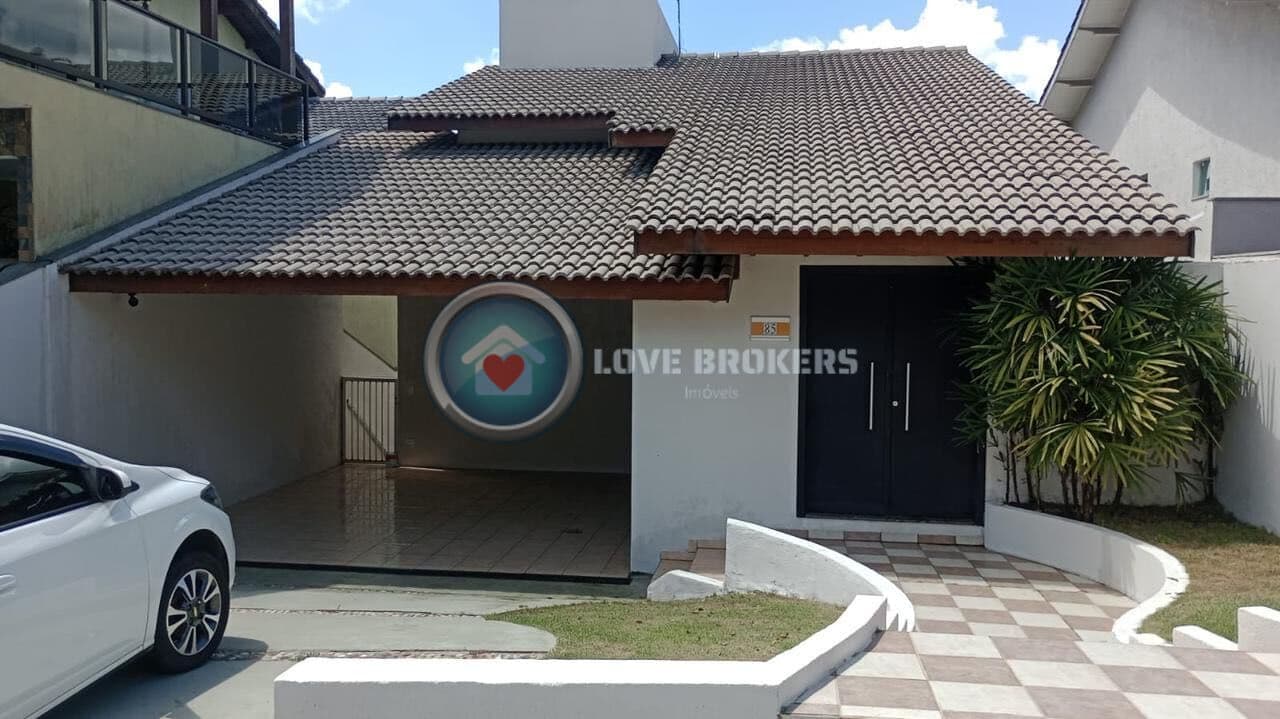 Casa Alto Padrão À Venda No Condomínio Arujá IV
