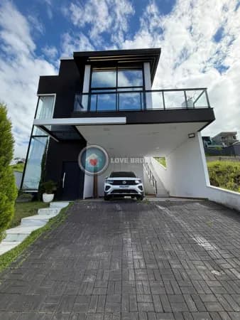 Casa a Venda no Condomínio Aruã Brisas