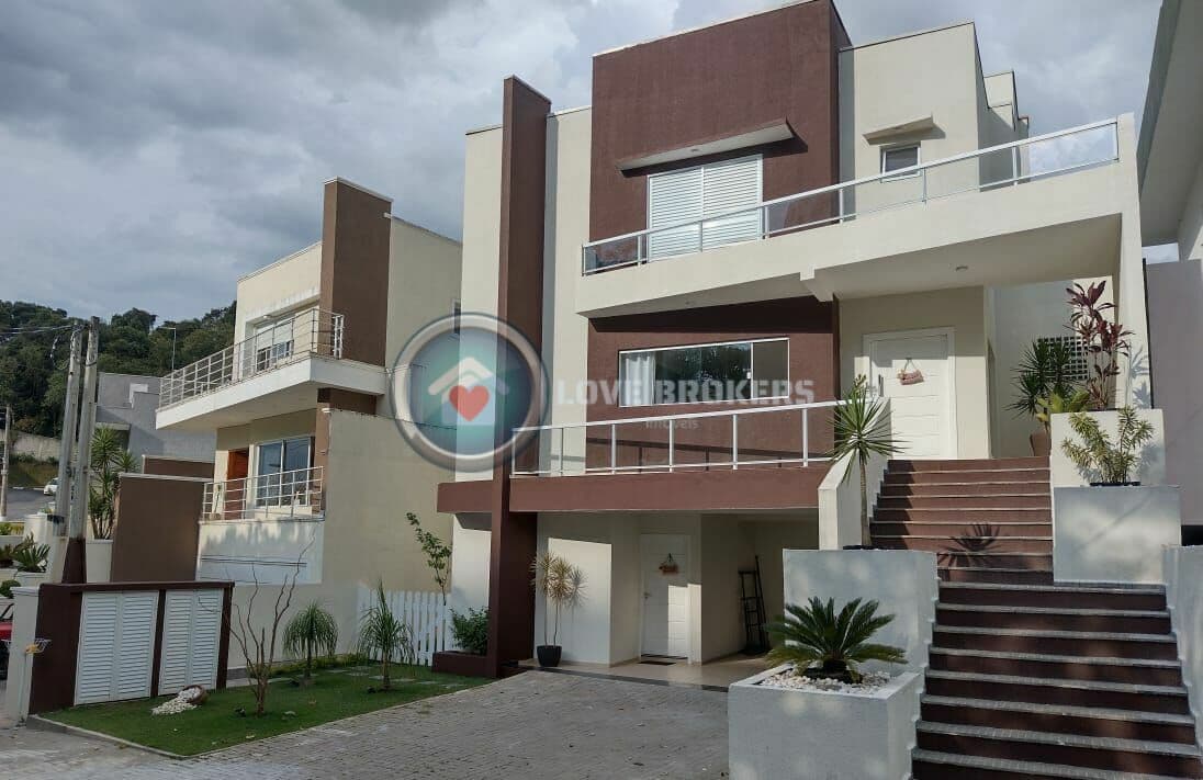 Casa Alto Padrão À Venda No Condomínio Arujá Ville ||