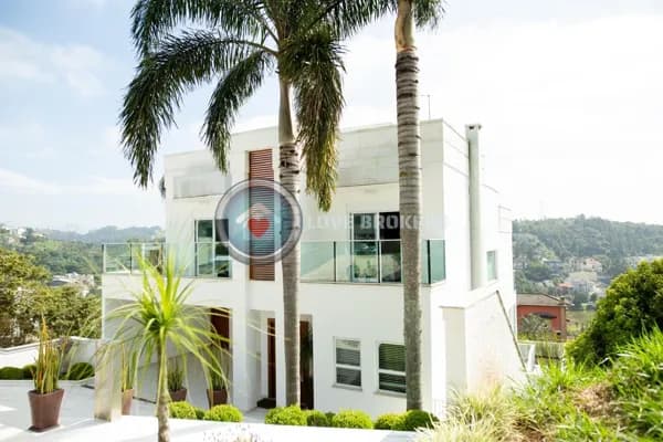 Casa à venda no Condomínio Hills III - Arujá/SP