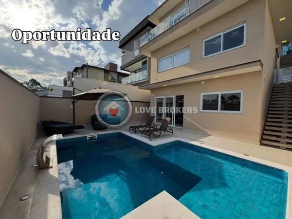 Casa a Venda no Condomínio Aruã Brisas