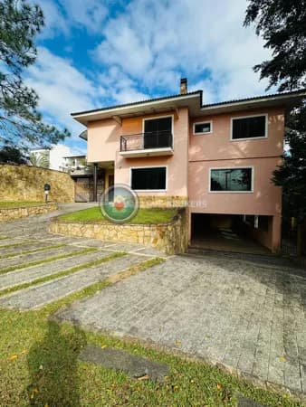 Casa a venda no Condomínio Aruã