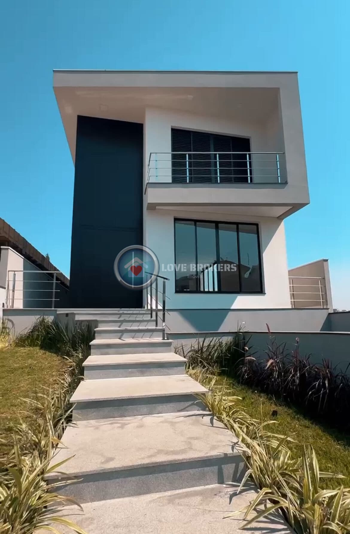 Casa à venda no Condomínio Arujazinho III - Arujá/SP