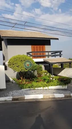 Casa Alto Padrão À Venda No Condomínio Arujazinho IV