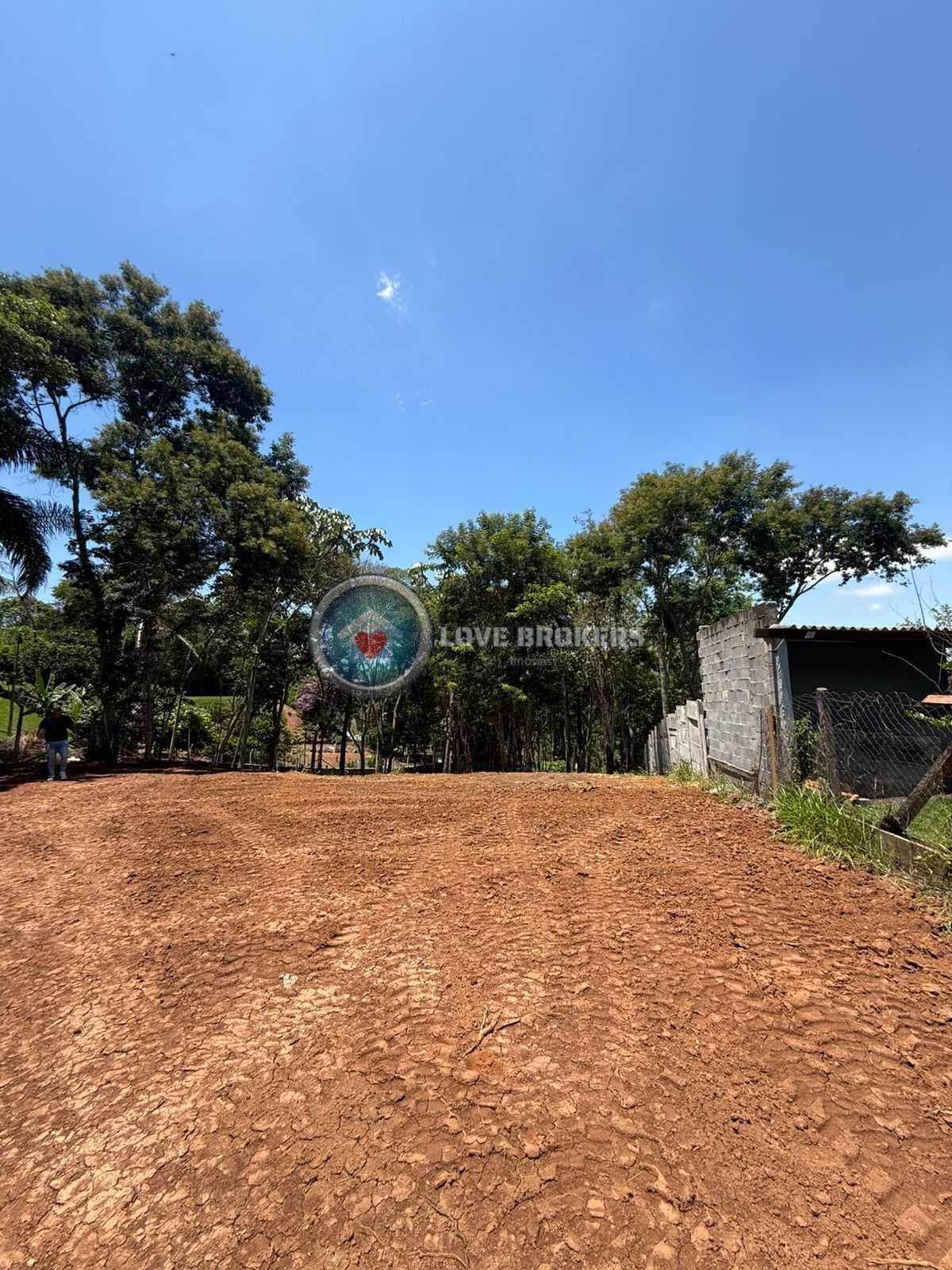 Terreno a Venda no Condomínio Portal Igaratá