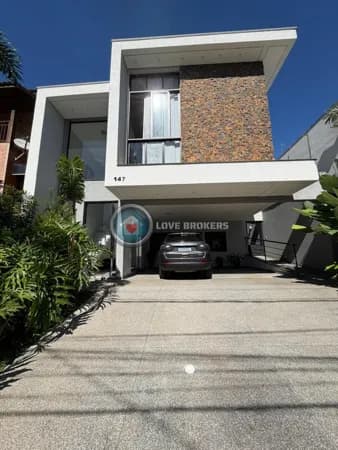 Casa Alto Padrão no Condomínio Aruã