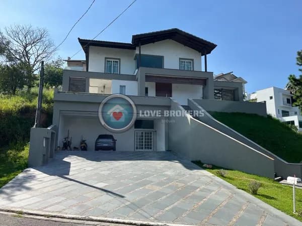 Casa à venda no Condomínio Hills III - Arujá/SP