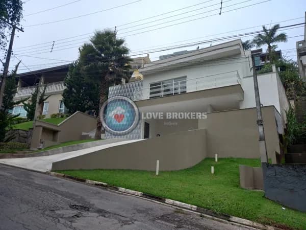 Casa à venda no Condomínio Hills III - Arujá/SP