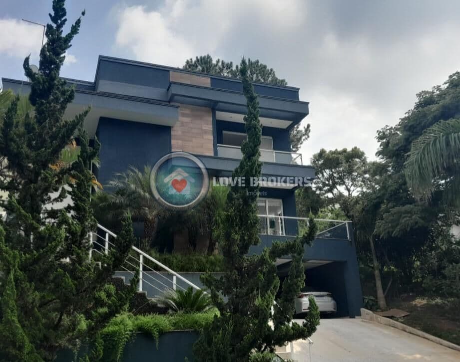 Casa a venda no Condomínio Hills l, ll, lll - Arujá/SP