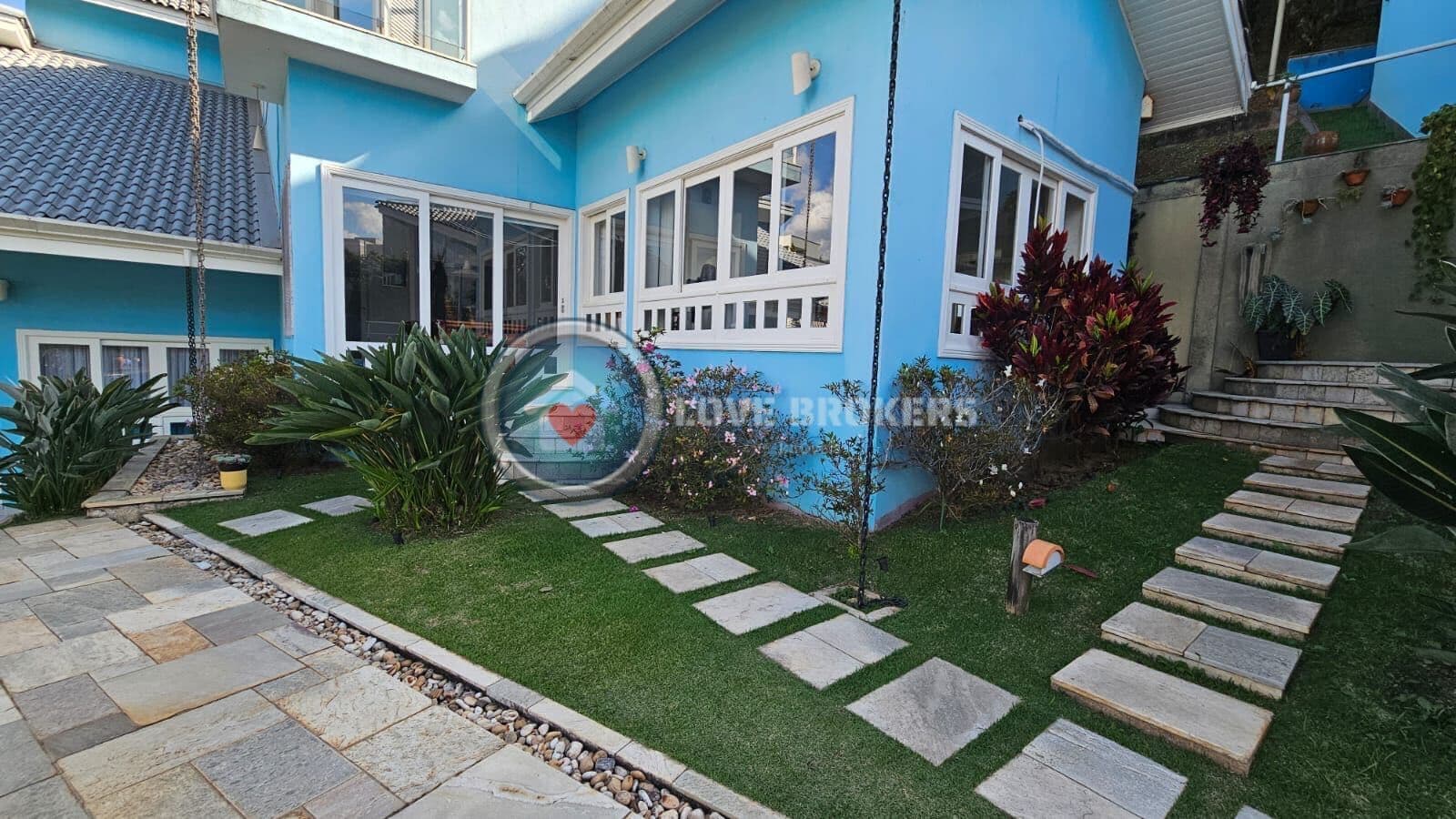 Casa Alto Padrão À Venda No Condomínio Aruja 5