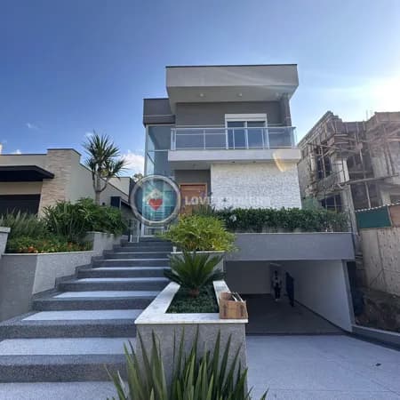 Casa a Venda no Condomínio Aruã Brisas