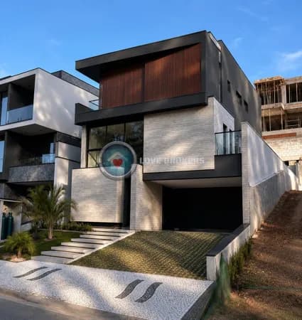 Casa Alto Padrão em Condomínio Granja Anita