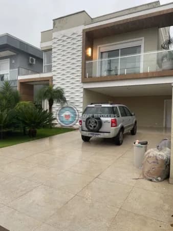Casa à venda no Condomínio Residencial Real Park - Arujá/SP