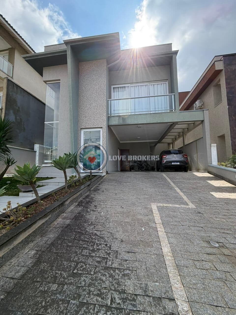 Casa Alto Padrão em Condomínio Aruã Brisas