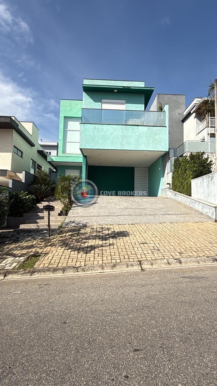Casa Alto Padrão Aruã Brisas
